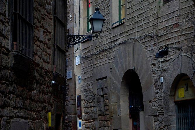Gothic Quarter Insights & Tapas Experience - Who Is This Tour Best For?