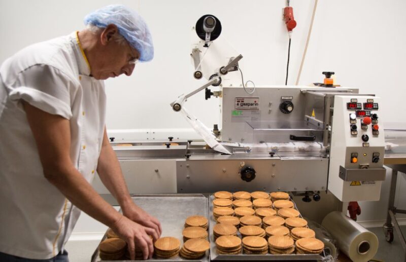 Gouda: Syrup Waffle Factory Ticket with a Waffle - FAQ