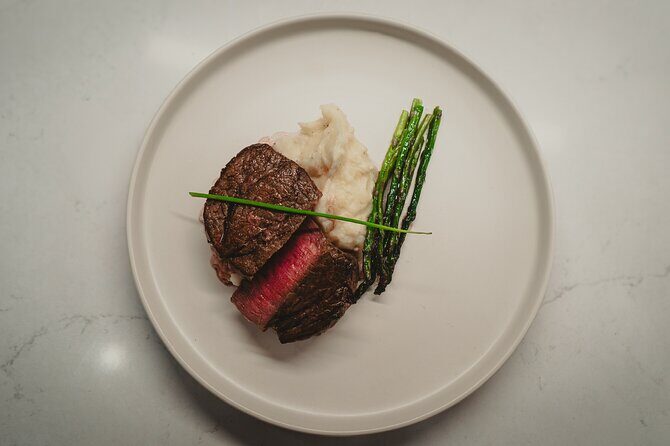 Gourmet Dining Experience - Key Points