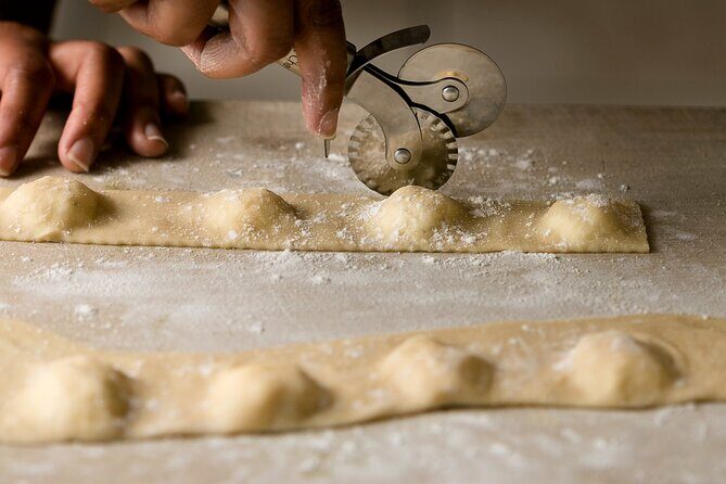 Gourmet Pasta Class in Washington D.C. (Includes 3-Course Meal) - The Experience: A Closer Look at the Pasta Class