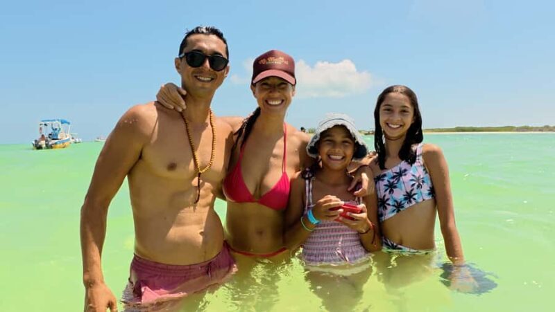 Gourmet Seafood Tasting in the Holbox Sea - Gourmet Seafood Tasting in the Holbox Sea: A Fresh Take on Island Dining