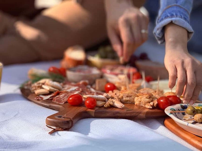 Gourmet Spanish Tapas Picnic in Retiro Park (Private) - Who Would Love This Experience?