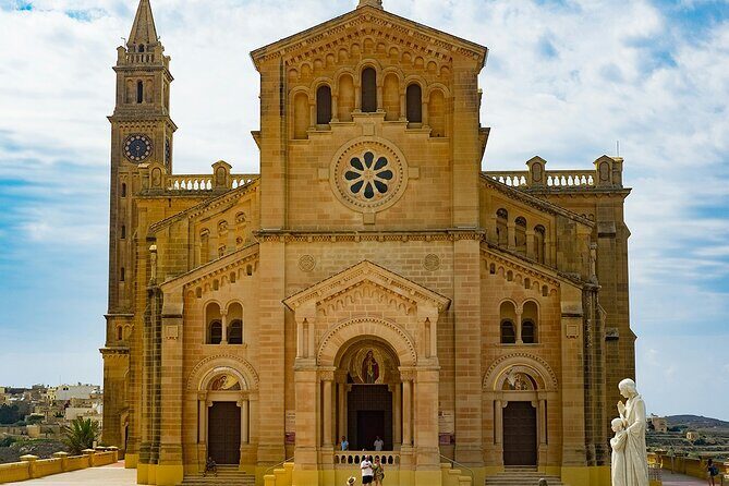 GOZO - Highspeed Catamaran dep Valletta + Hop on Hop off Tour - Who Is This Tour Best For?