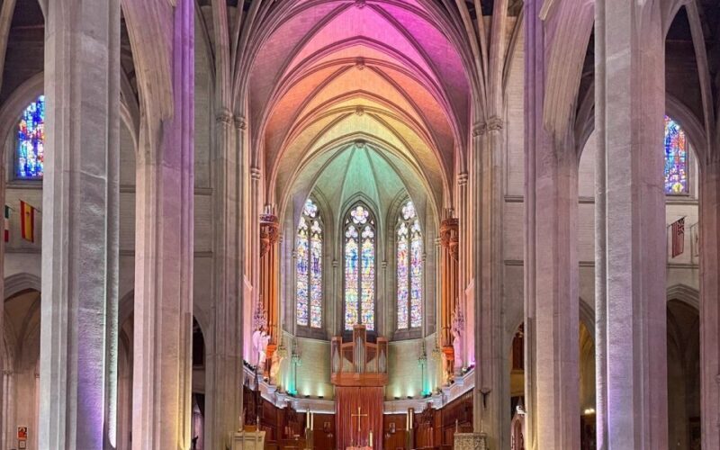 Grace Cathedral: Explore the Beauty (Entry + Self-Led Tour) - Key Points
