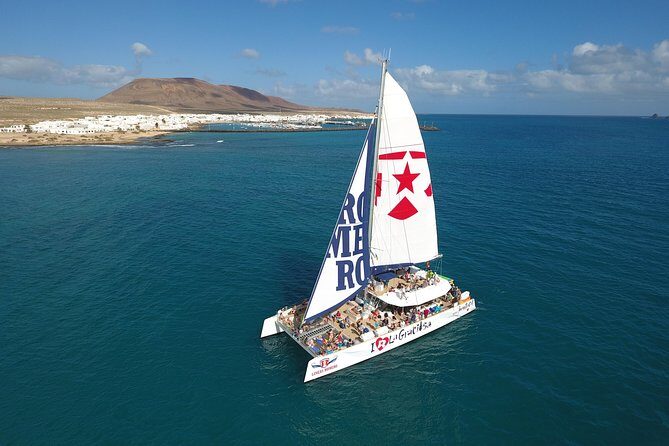 Graciosa Marine Reserve Catamaran Day Trip with Transfers - Experience the Best of La Graciosa with a Catamaran Day Trip