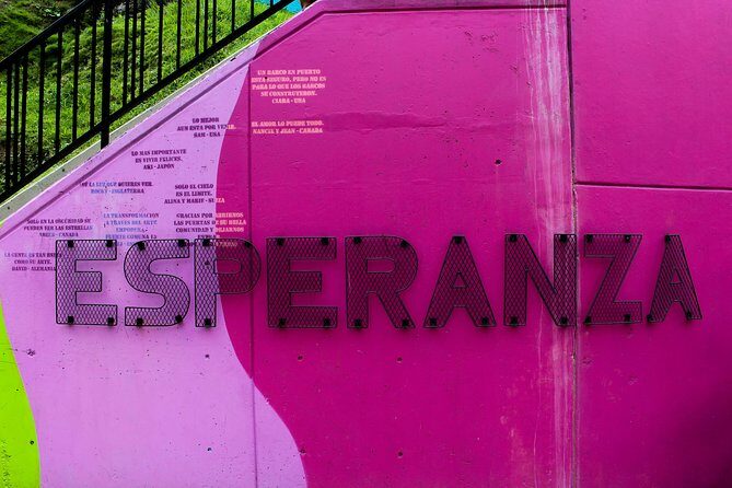 Graffiti Tour Comuna 13 - Discovering Comuna 13: A Graffiti Tour That Tells a Story