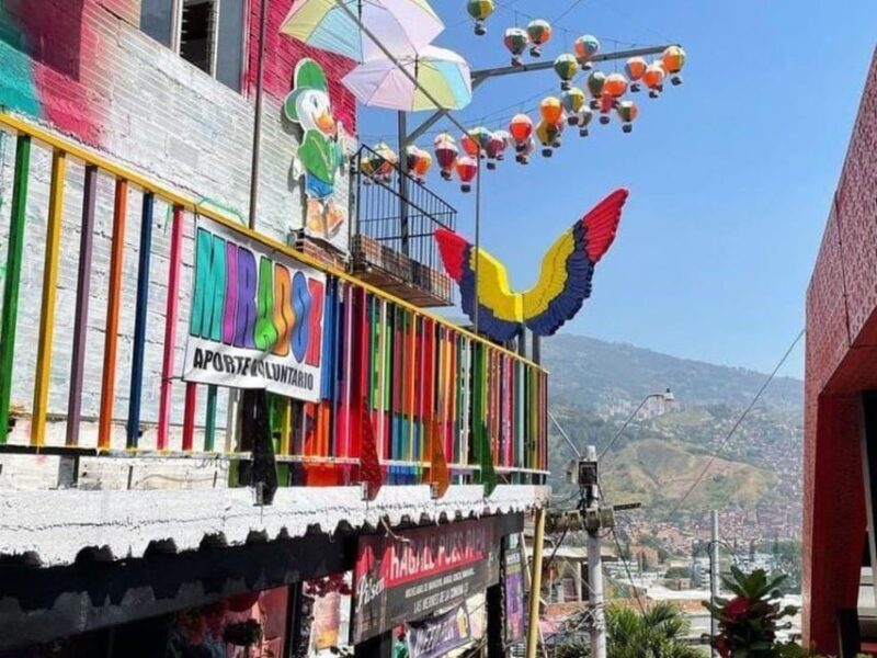 Graffiti Tour Medellin: History and art in Comuna 13 - Final Thoughts: Who Should Take This Tour?