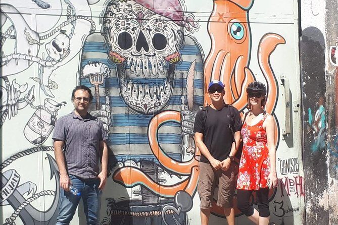 Graffiti & Urban Art Biketour w/ taco stop - FAQs