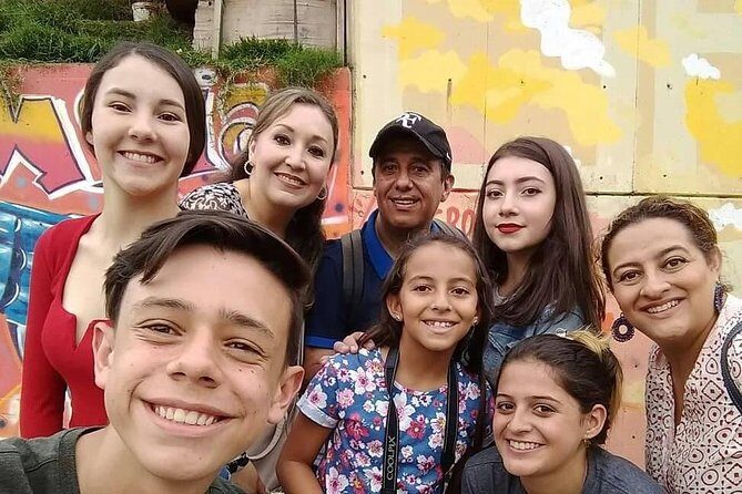 Graffitour Medellín: History, Transformation and Overcoming" - A Detailed Look at the Graffitour Medellín Experience