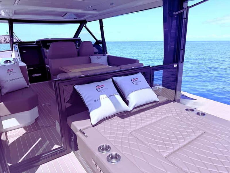 Gran Canaria: Private Luxury Boat Charter with Food & drinks - The boat and setting