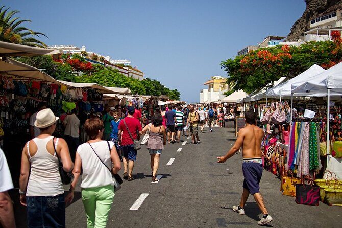 Gran canaria shopping day in Puerto Mogan - Key Points