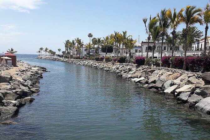 Gran canaria shopping day in Puerto Mogan - The Scenic Route and Free Time