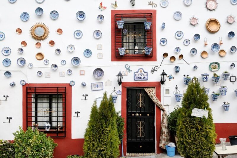 Granada: 2hour Tour of The Albaicín & Sacromonte Premium - FAQs