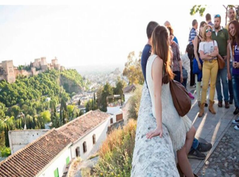 Granada: Albaicín and Sacromonte 2.5-Hour Walking Tour - Granada: Albaicín and Sacromonte 2.5-Hour Walking Tour — A Deep Dive into the City’s Heart