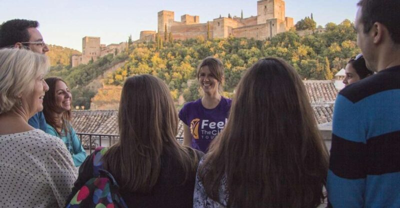 Granada: Albaicín and Sacromonte 2.5-Hour Walking Tour - The Viewpoint of the Alhambra