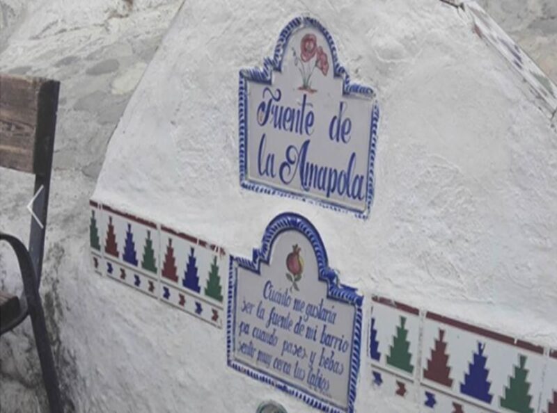 Granada: Albaicín and Sacromonte 2.5-Hour Walking Tour - Value and Overall Impression