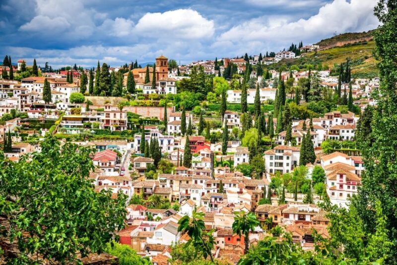 Granada: Albaicín and Sacromonte Walking Tour - An In-Depth Look at the Granada: Albaicín and Sacromonte Walking Tour