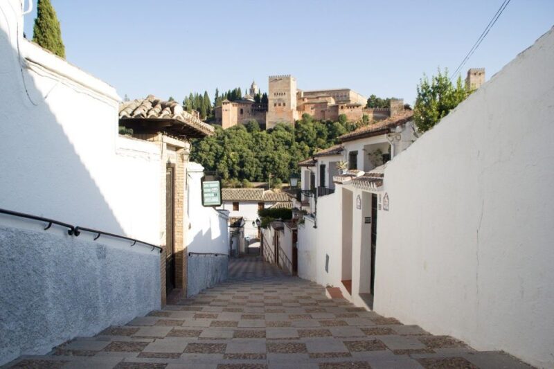 Granada: Albaicín & Sacromonte Walking Tour & Flamenco Show - Final Thoughts