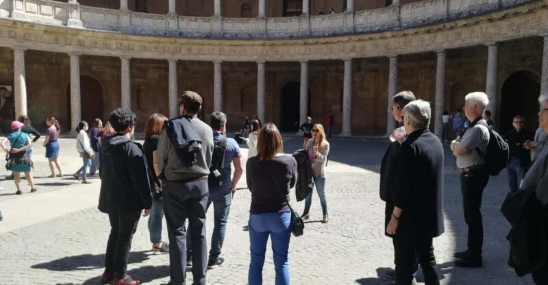 Granada: Alhambra and Albaicín Small Group Tour - Who Should Consider This Tour?