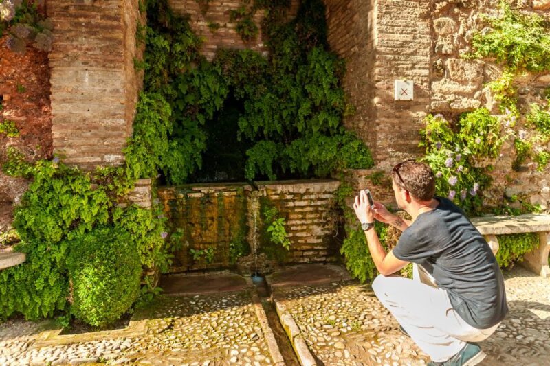 Granada: Alhambra and Generalife Garden Ticket & Guided Tour - FAQ