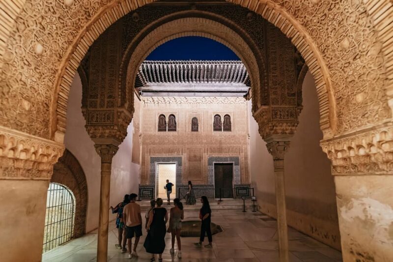 Granada: Alhambra and Nasrid Palaces Guided Tour at Night - FAQ