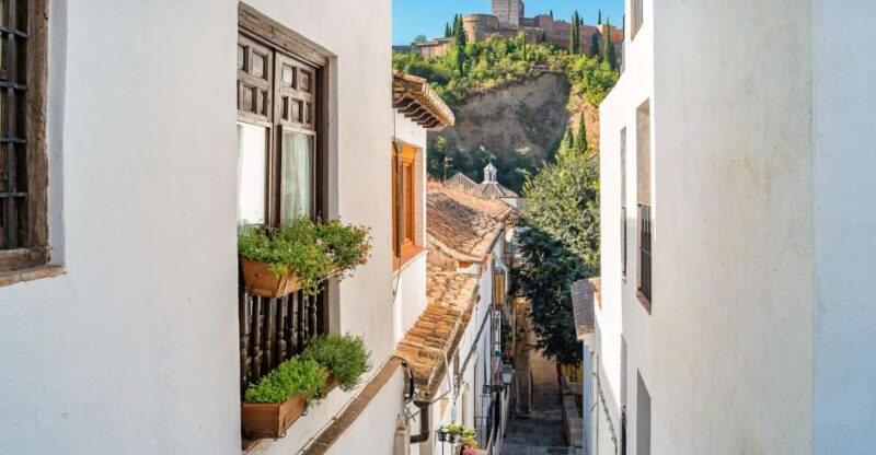 Granada: Alhambra Full Complex & Andalusi Monuments Tickets - A Closer Look at the Experience