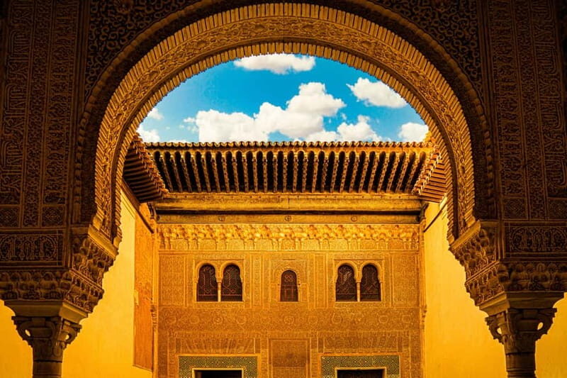 Granada: Alhambra, Generalife & Nasrid Palaces Guided Tour - Frequently Asked Questions
