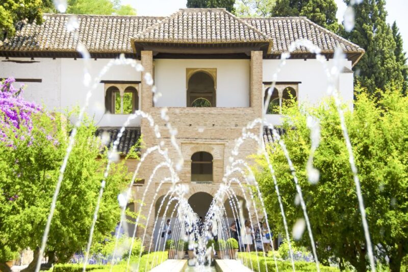 Granada: Alhambra Guided Tour and Arabian Bath and Massage - Practical Tips for Your Day in Granada