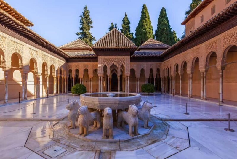 Granada: Alhambra, Nasrid Palaces & Gardens guided Tour - Granada: Alhambra, Nasrid Palaces & Gardens Guided Tour — A Deep Dive into Moorish Majesty