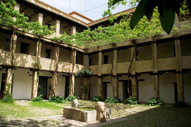 Granada and Albaicin: Wine and Tapas Tour - The Sum Up: Who Is This Tour Best For?