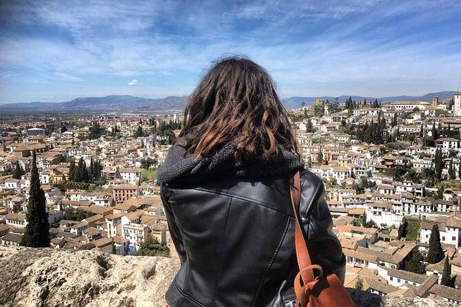 Granada and Albaicin: Wine and Tapas Tour - Frequently Asked Questions