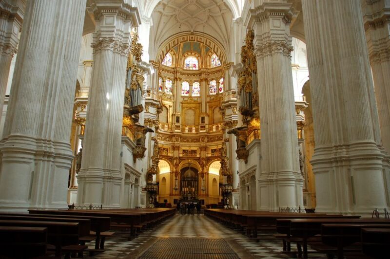 Granada: Cathedral and Royal Chapel Guided Tour with Tickets - Authenticity and Cultural Insight