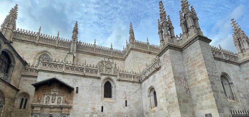 Granada: Cathedral and Royal Chapel Private tour with ticket - Key Points