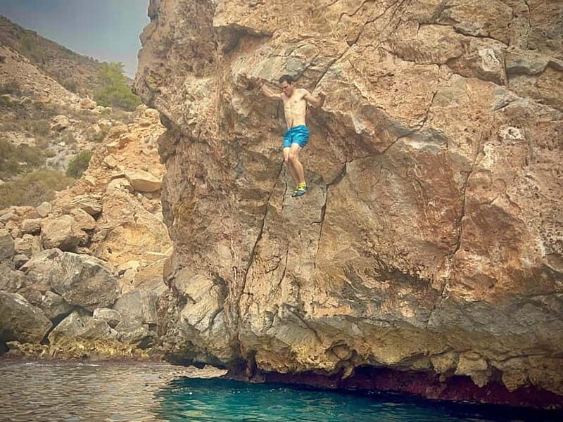 Granada: Deep Water Soloing in Calahonda Pier - Detailed Breakdown of the Tour