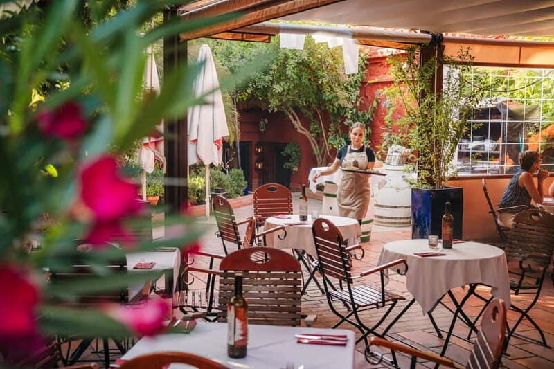 Granada: Dinner with Paella on a Terrace in the Albayzín and Live Flamenco - Why This Tour Is a Delight for All Your Senses