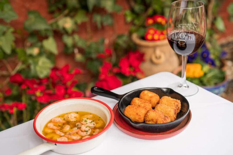 Granada: Flamenco Show with Dinner at Jardines de Zoraya - Authentic Reviews and Experiences