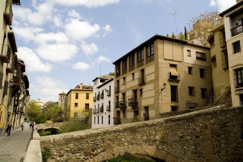 Granada Full Day: Alhambra General, Albayzin and Sacromonte - Key Points