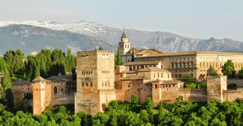 Granada: Generalife and Alcazaba Guided Tour without Tickets - Why This Tour Offers Good Value