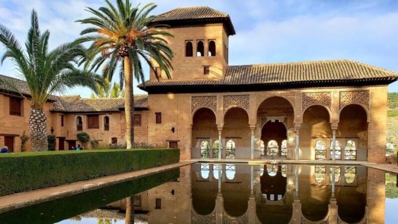 Granada: Generalife and Alcazaba Guided Tour without Tickets - Final Thoughts: Is This Tour Right for You?