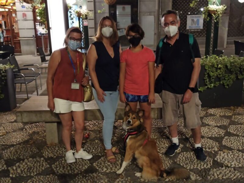 Granada: Guided Albaicín Visit with Pets - FAQs