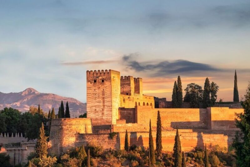Granada: Private custom tour with a local guide - Exploring Granada: A Private Custom Tour with a Local Guide