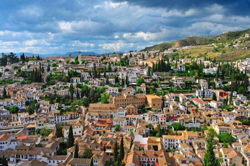 Granada: Private custom tour with a local guide - Who Will Get the Most Out of This Tour?