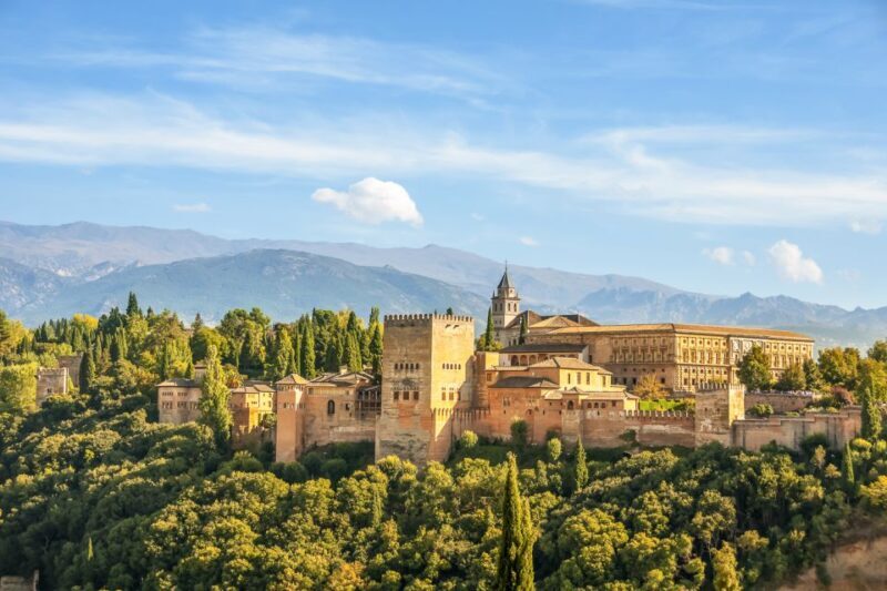 Granada: Private Fast-Track Alhambra and Albaicin Tour - Final Thoughts