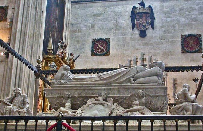 Granada: Royal Chapel guided walking tour - What Makes This Tour Stand Out?