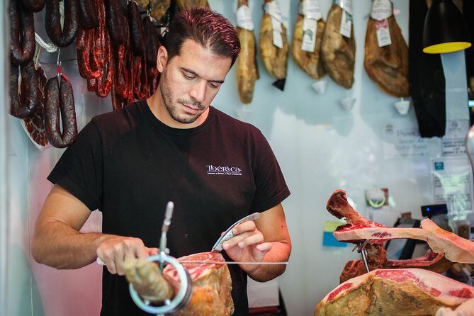 Granada Tapas and Wine Small Group Tour - An In-Depth Look at the Granada Tapas and Wine Tour