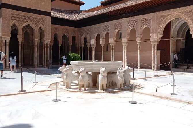 Granada, Visit Alhambra with Nasrid palaces, gardens and Alcazaba - Why This Tour Works for You