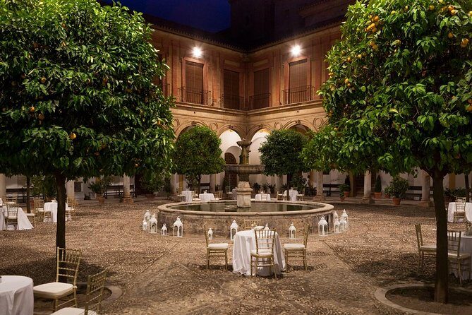Granada Walking Tour: Albaicin and Sacromonte Quarters - The Experience in Context