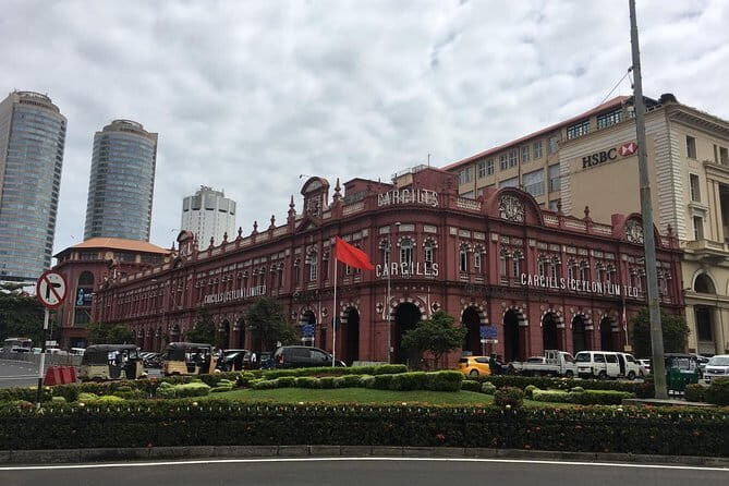 Granbell Hotel Colombo City Tour. - A Deep Dive into the Colombo City Tour Experience