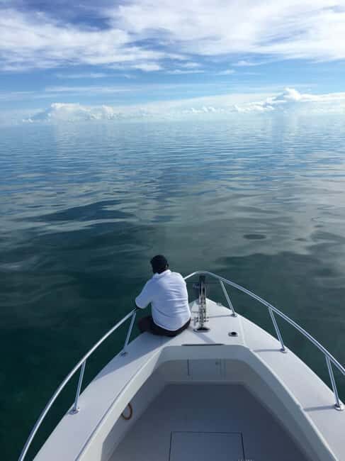 Grand Bahama Island: Bottom Fishing Excursion - A Deep Dive into the Bottom Fishing Tour on Grand Bahama