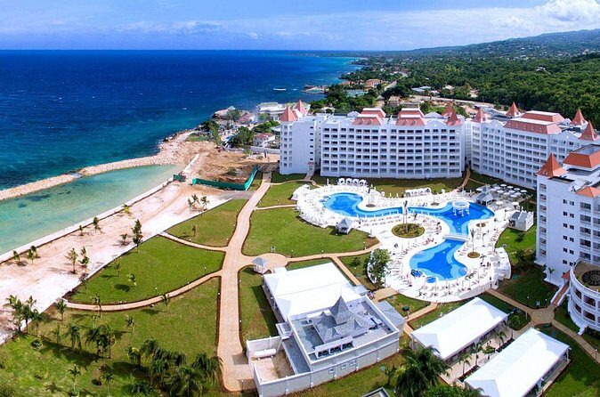 Grand Bahia Principe Hotel Airport Transfer - Who Should Consider This Transfer?